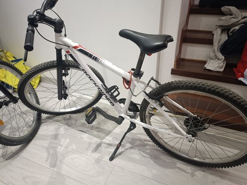 Bicicletta mountain bike - bicicletta,